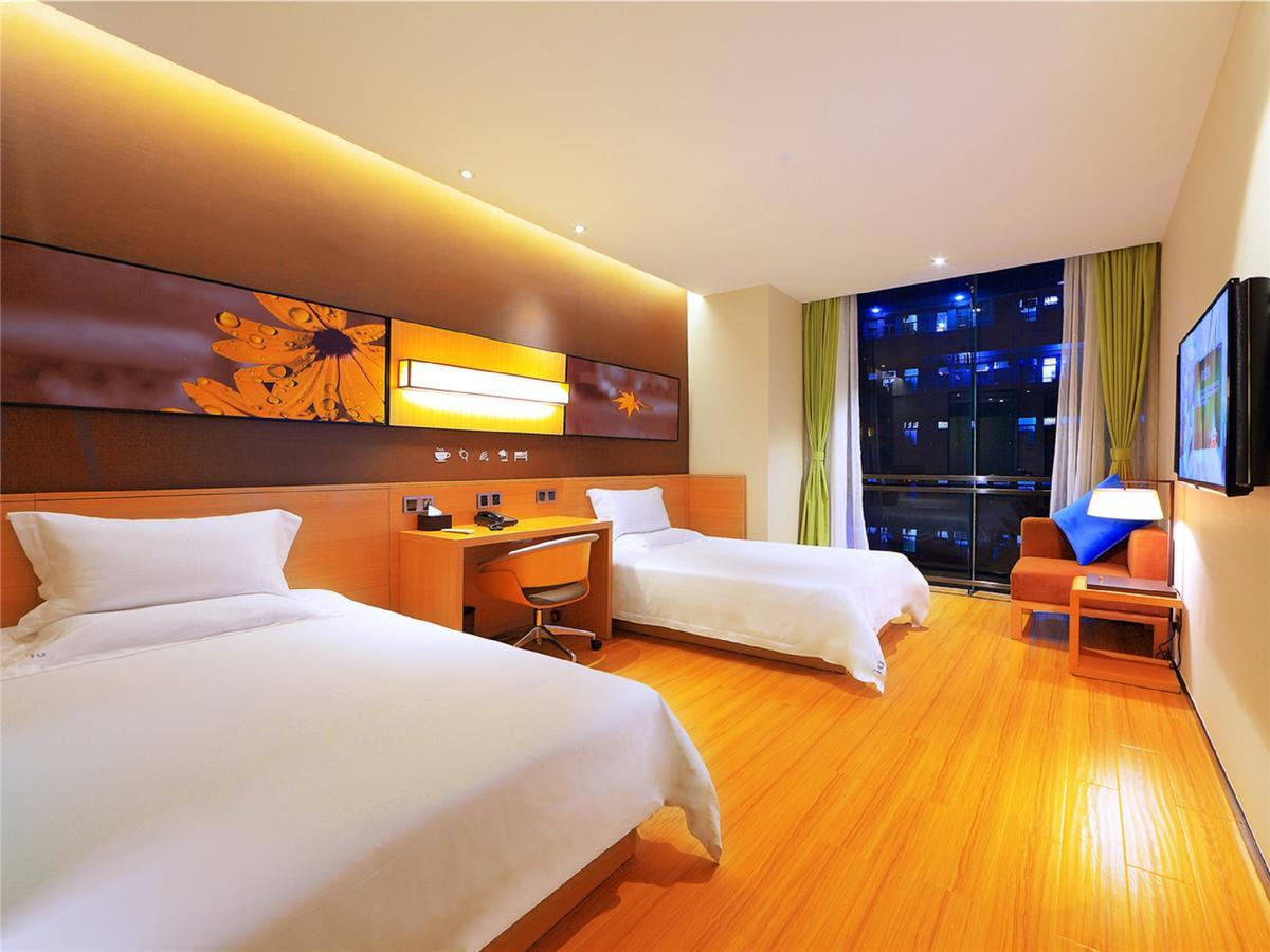 Iu Hotel Ruoyang Yiyang Wenhua Road 외부 사진